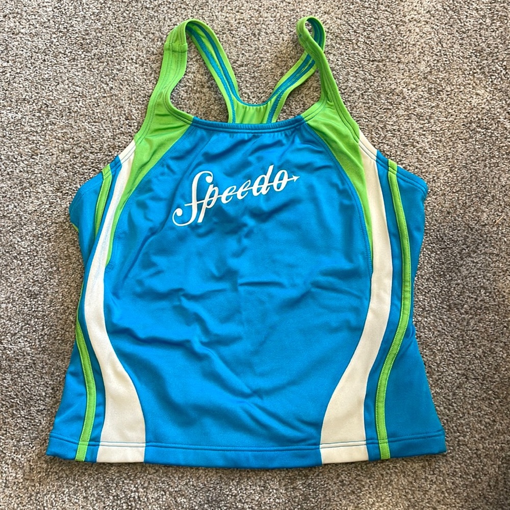 🛍️ Girl’s Speedo Swim Top